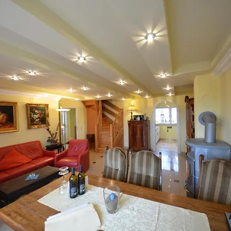 Reet Hausteile Sonnenkliff Und Kamp غيجير